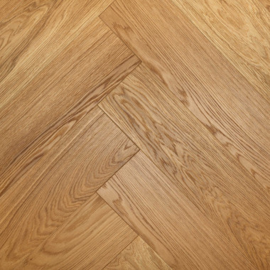 OAK HERRINGBONE VARNISHED