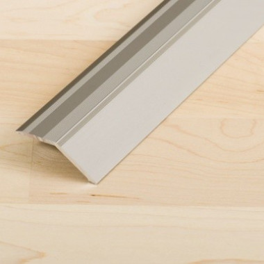 PROFINISH sujungimo profilis klijuojamas